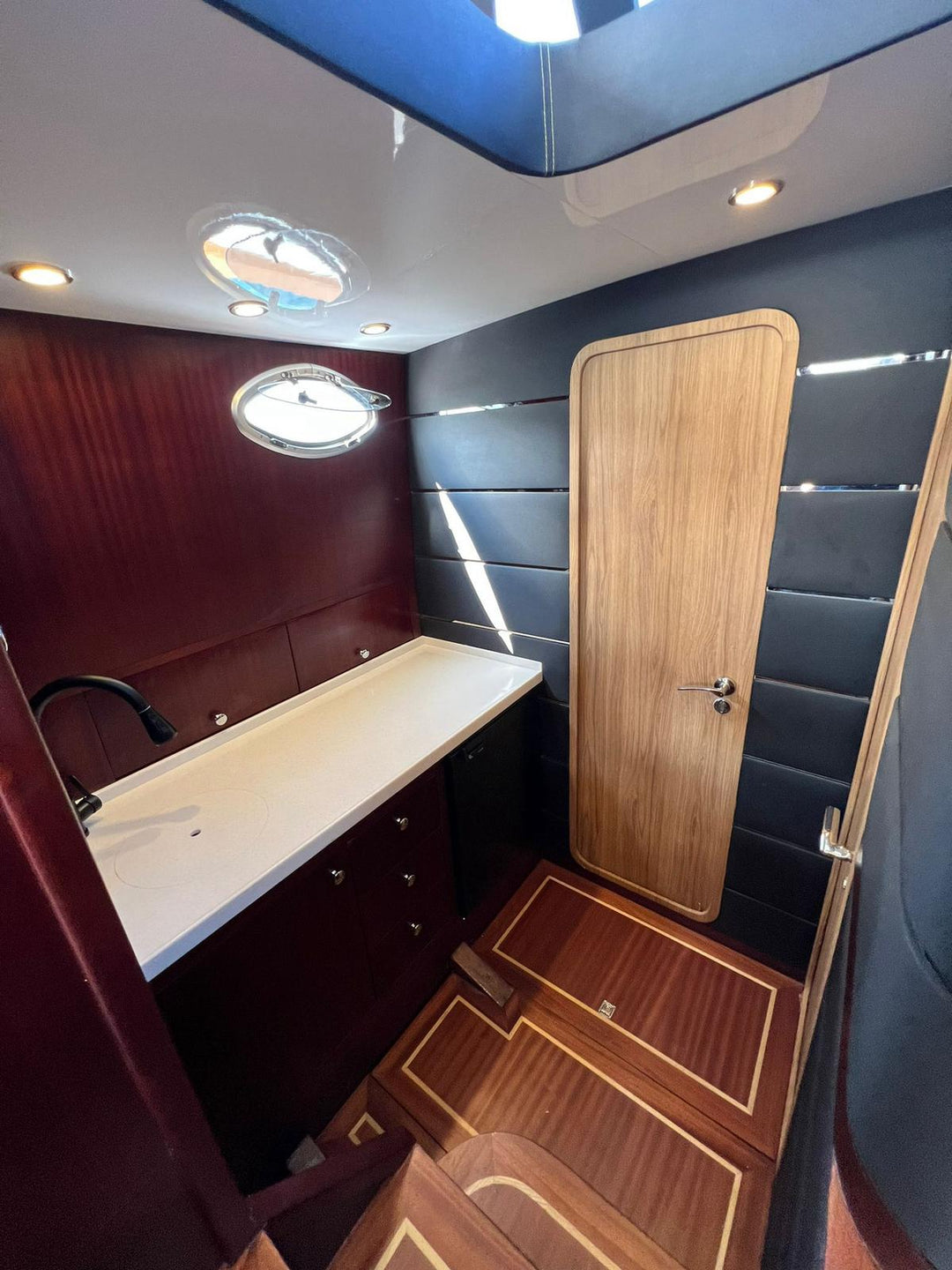 Modern and clean WC facilities available on LUXURY KDR1, enhancing the comfort of guests during their luxury journey.
