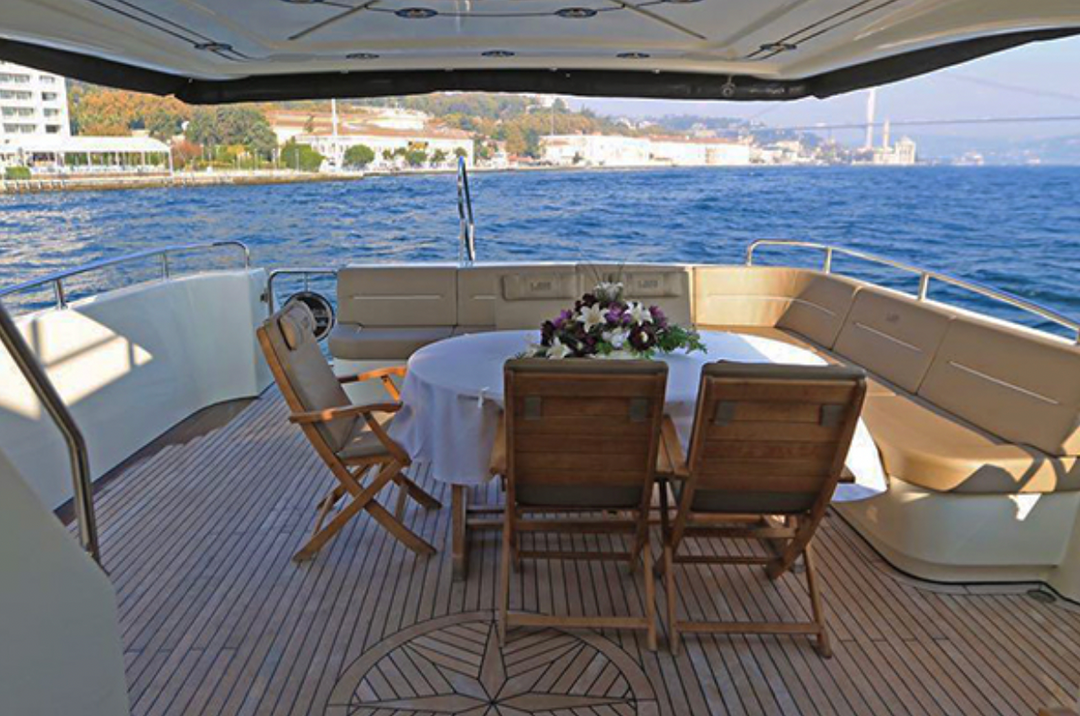Futuristic styled LUXURY 7 yacht in Istanbul