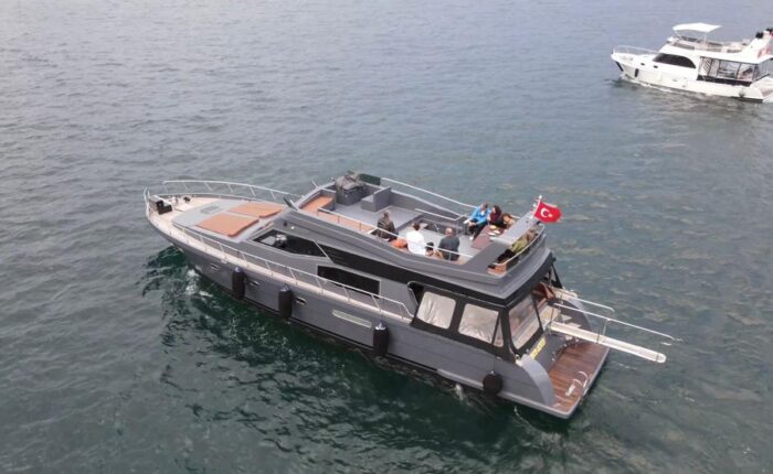 12 person private yacht rental in Istanbul aboard Lux DRVS on the Bosphorus