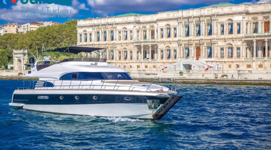 20 Person Private Yacht Rental in Istanbul – Lux KDR5