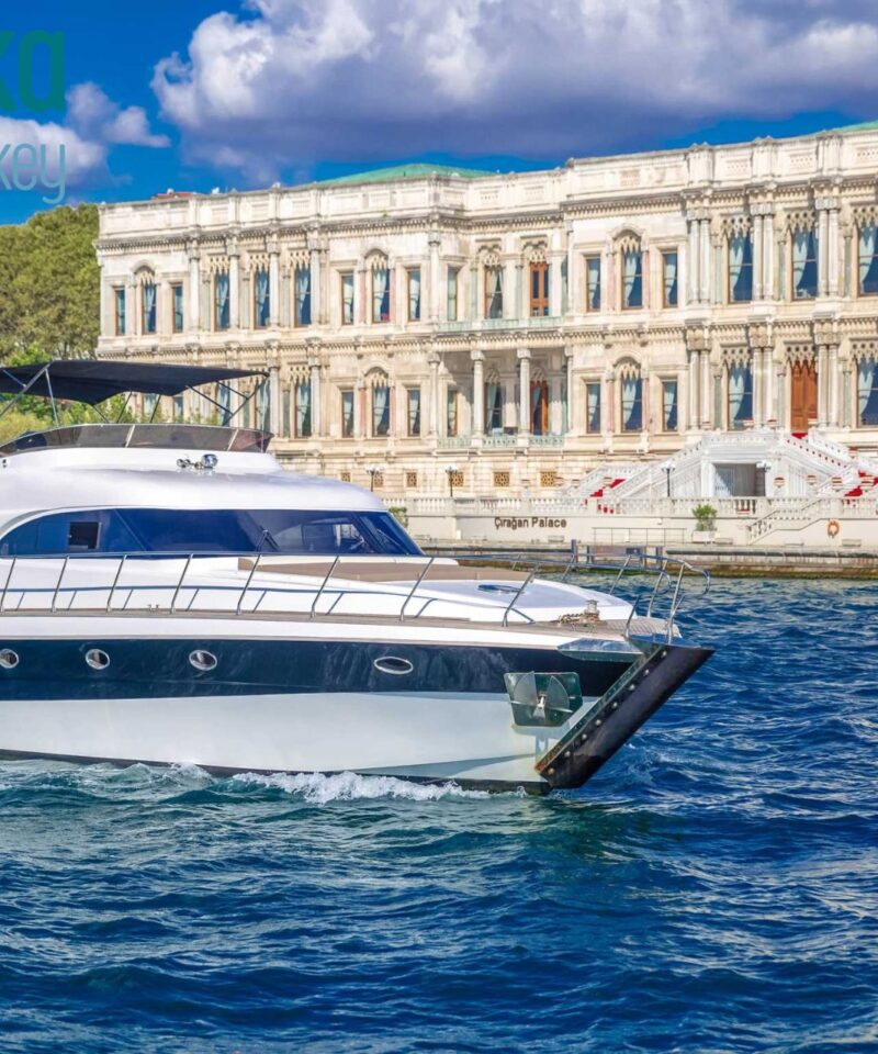 Lux KDR5 private Bosphorus yacht rental in Istanbul
