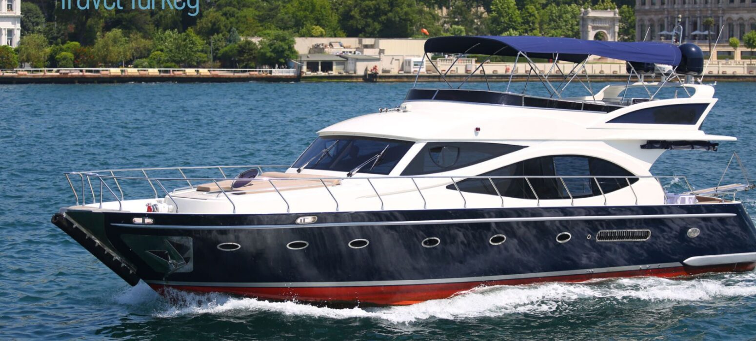 18 person private yacht rental in Istanbul Lux KDR6 motor yacht cruising on the Bosphorus