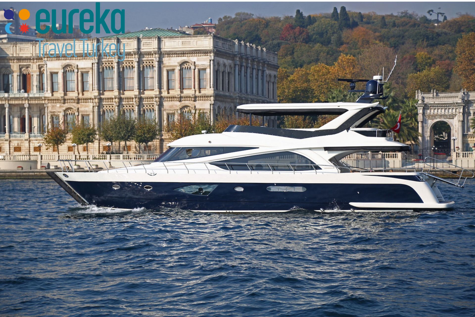 Lux KDR7 private yacht rental in Istanbul cruising on the Bosphorus