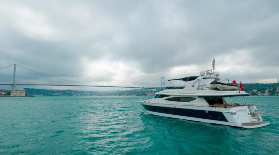 Lux KDR9 super yacht charter cruising on the Bosphorus in Istanbul for large private events