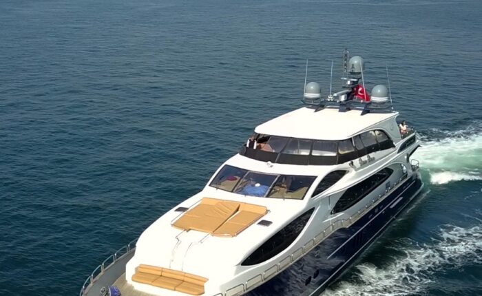 yacht rental istanbul