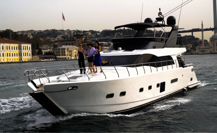 private yacht istanbul