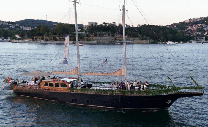 yacht rental istanbul-3