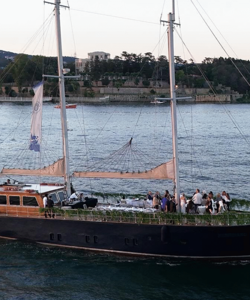 yacht rental istanbul-3