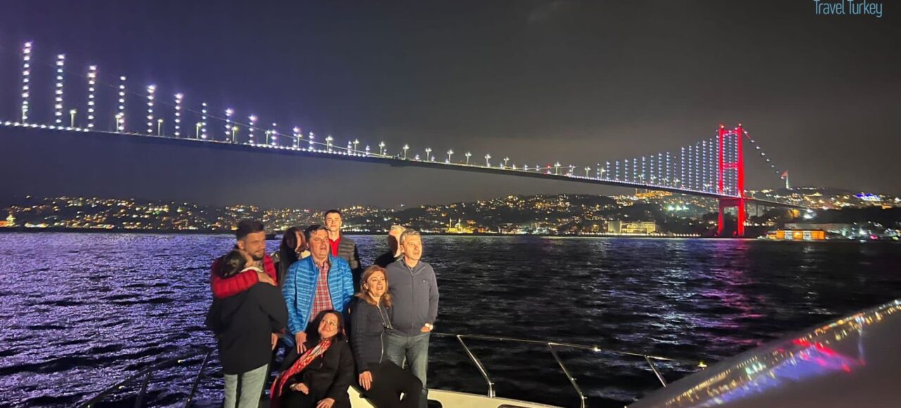 premium-luxury-yacht-experience-istanbul premium luxury yacht experience on the bosphorus