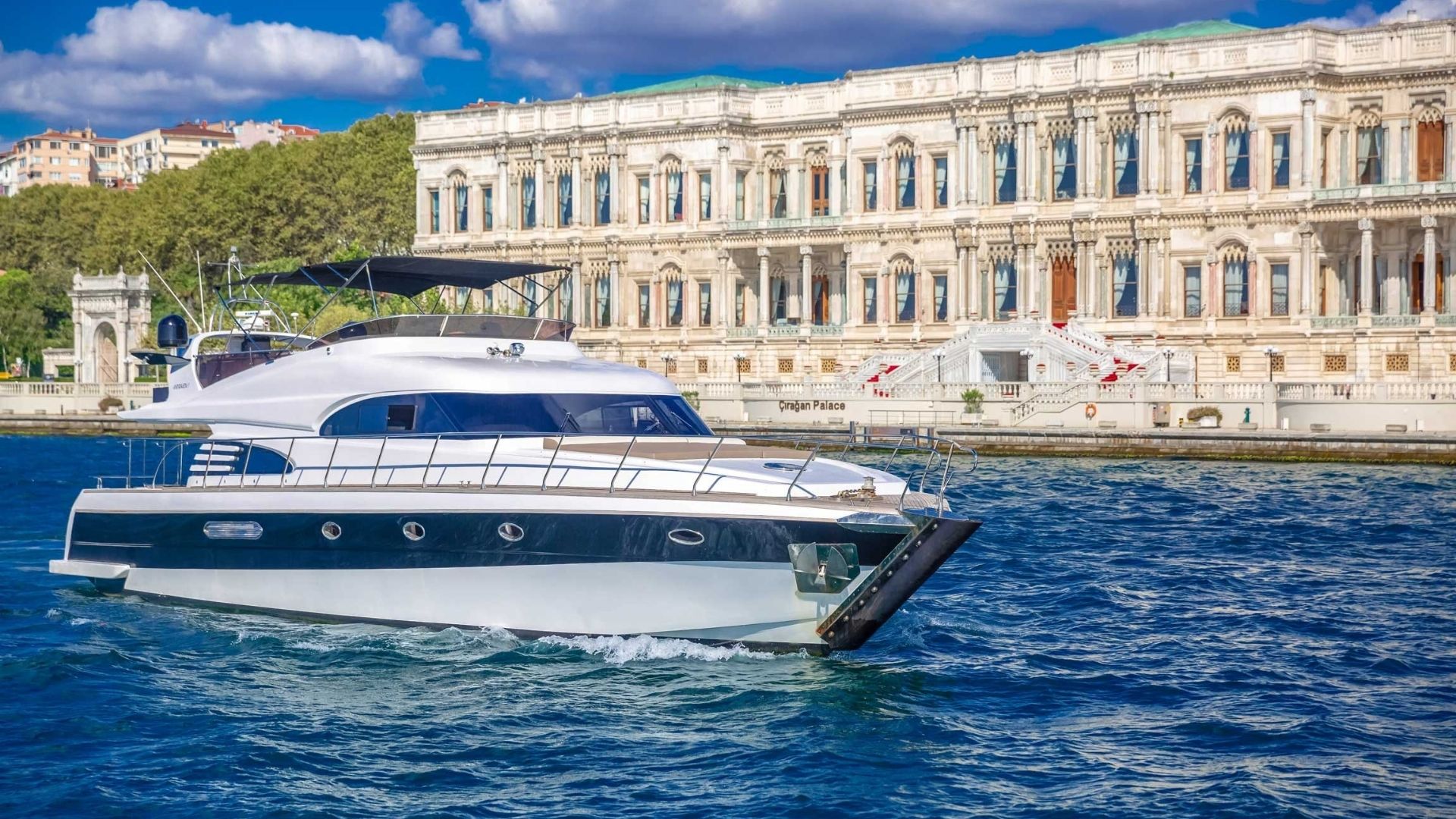 Best yacht rental companies in Istanbul offering private Bosphorus yacht cruises